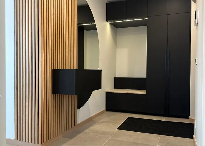 New In The Heart Of Apartment *